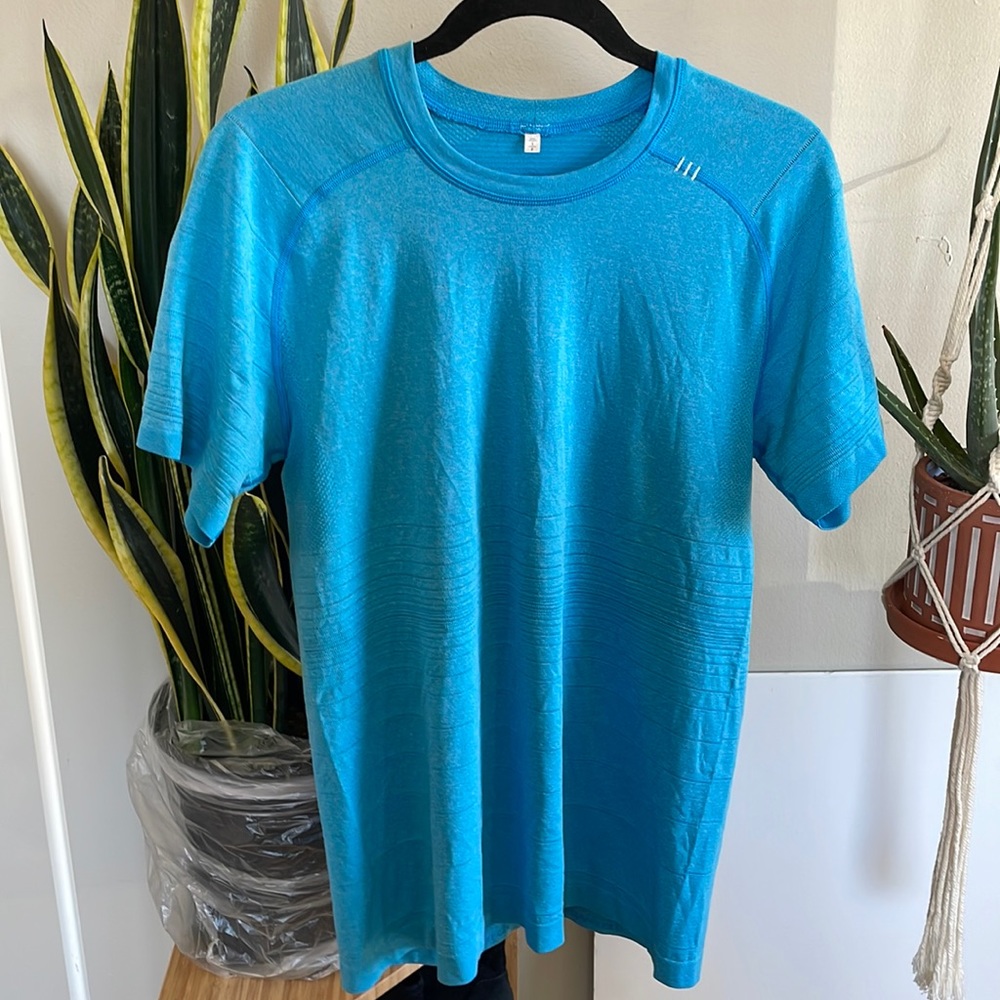 Mens Lululemon Workout Shirt